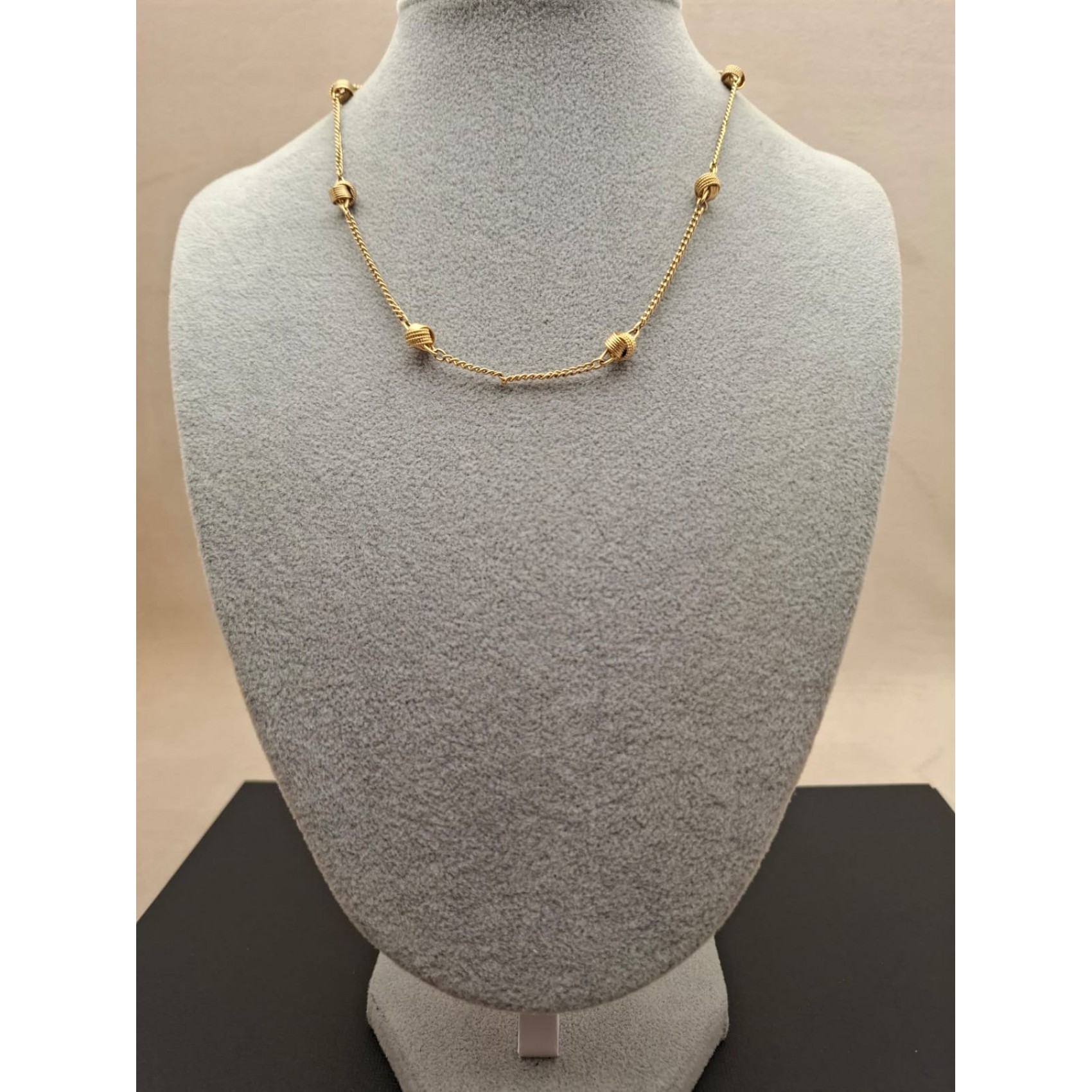 Vintage kaklarota AVON