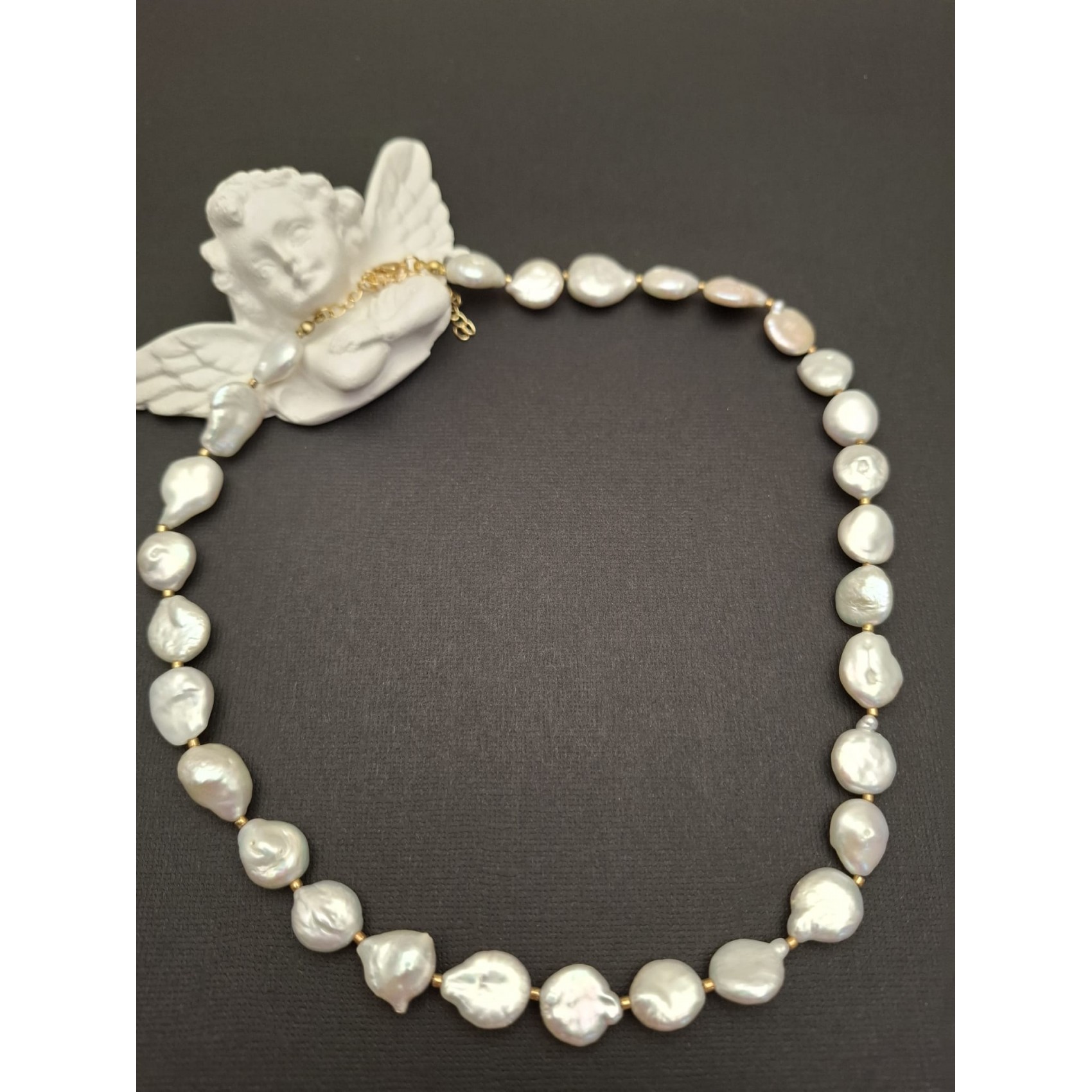 Kaklarota / baroka pērles