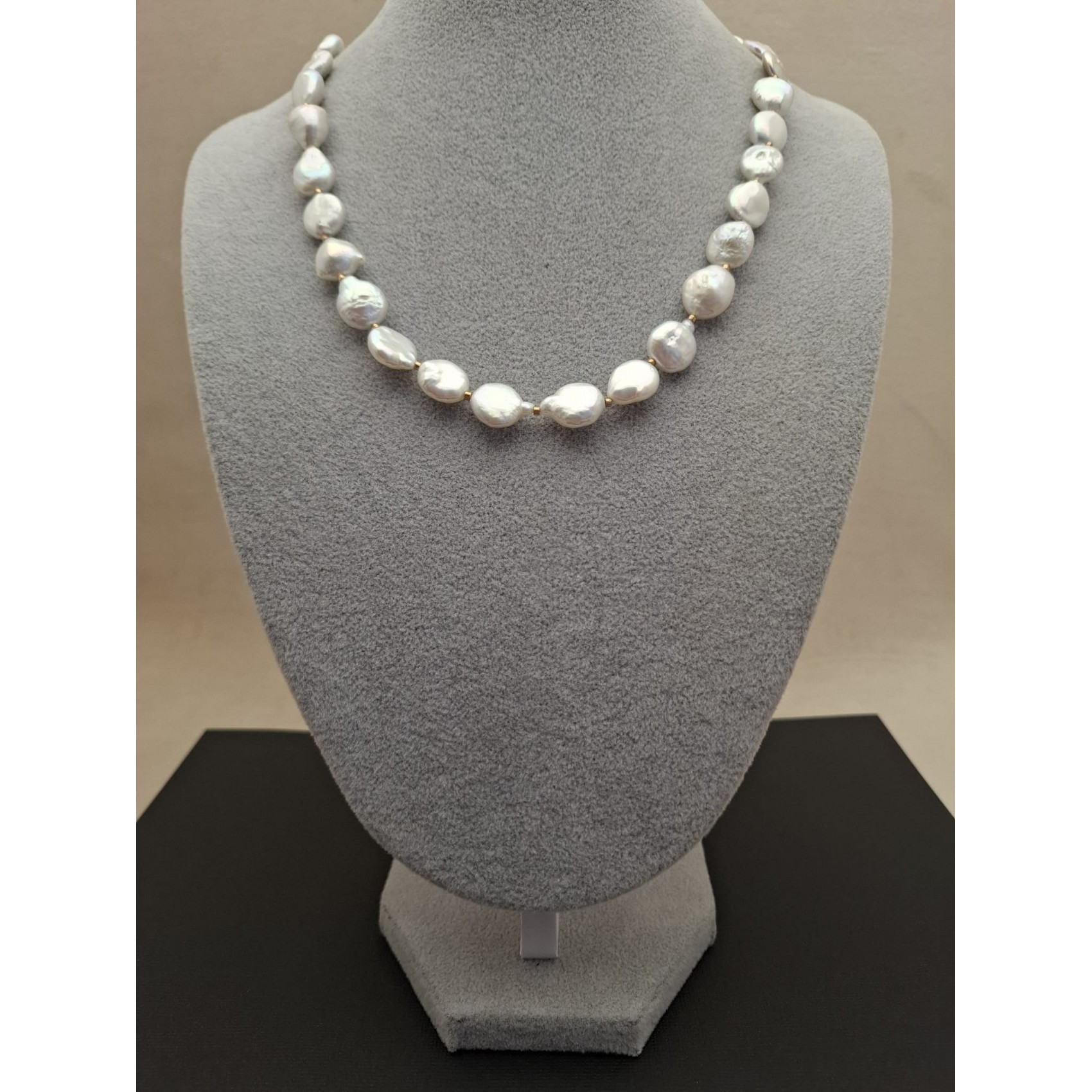 Kaklarota / baroka pērles