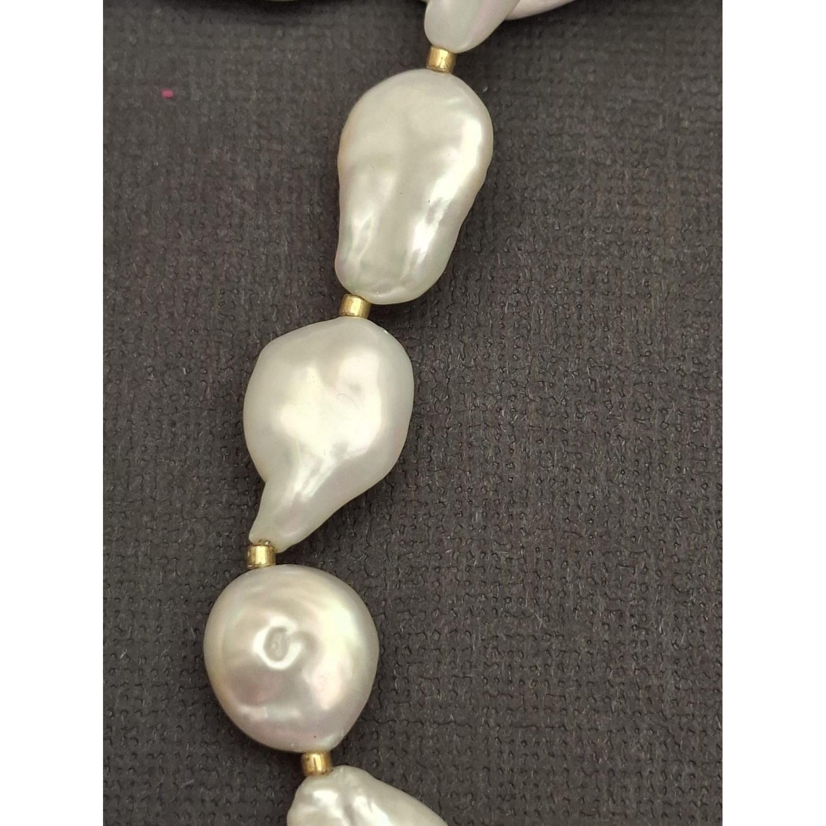 Kaklarota / baroka pērles