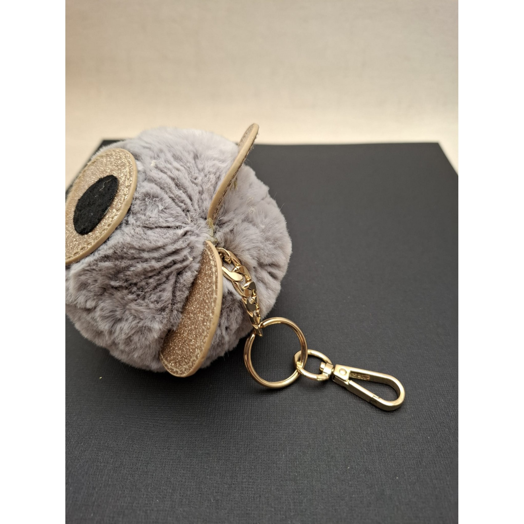 Atslēgu piekariņš