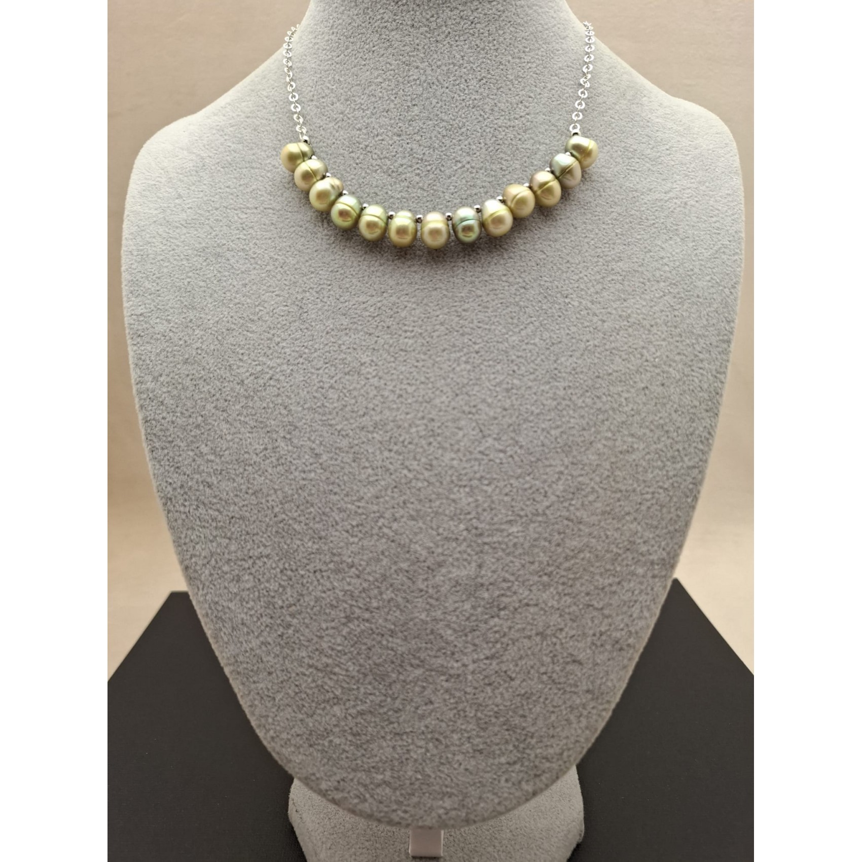 Čokers /dabiskās pērles/