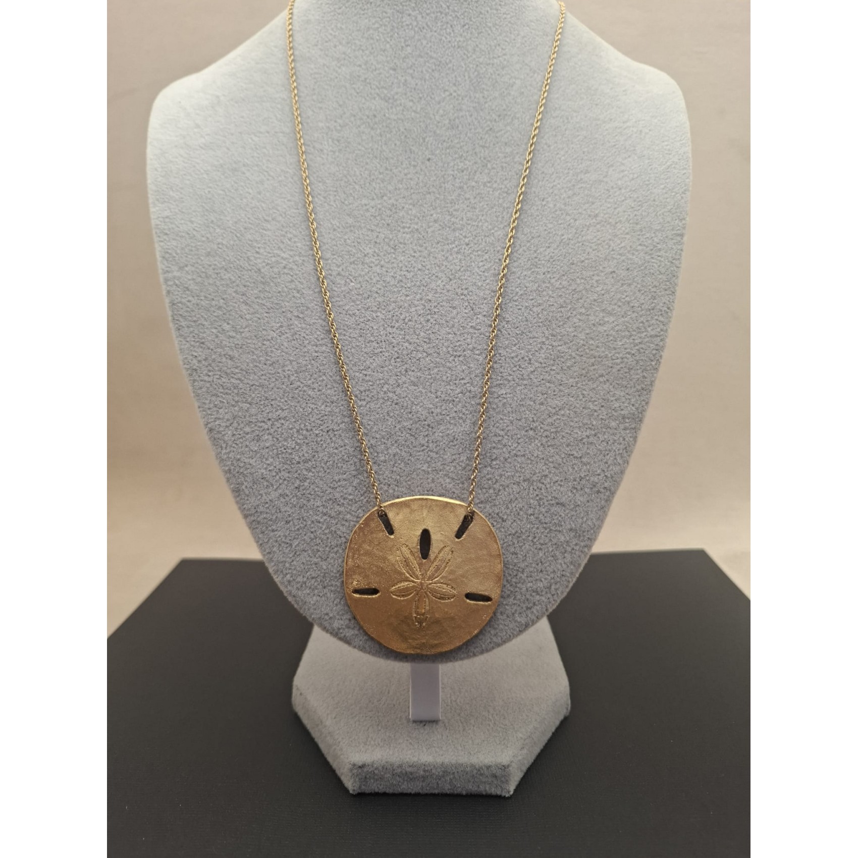 Vintage kaklarota  TRIFARI