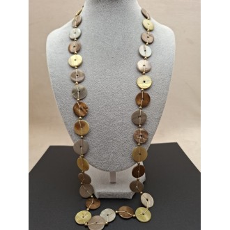 Kaklarota  ( perlamutrs )