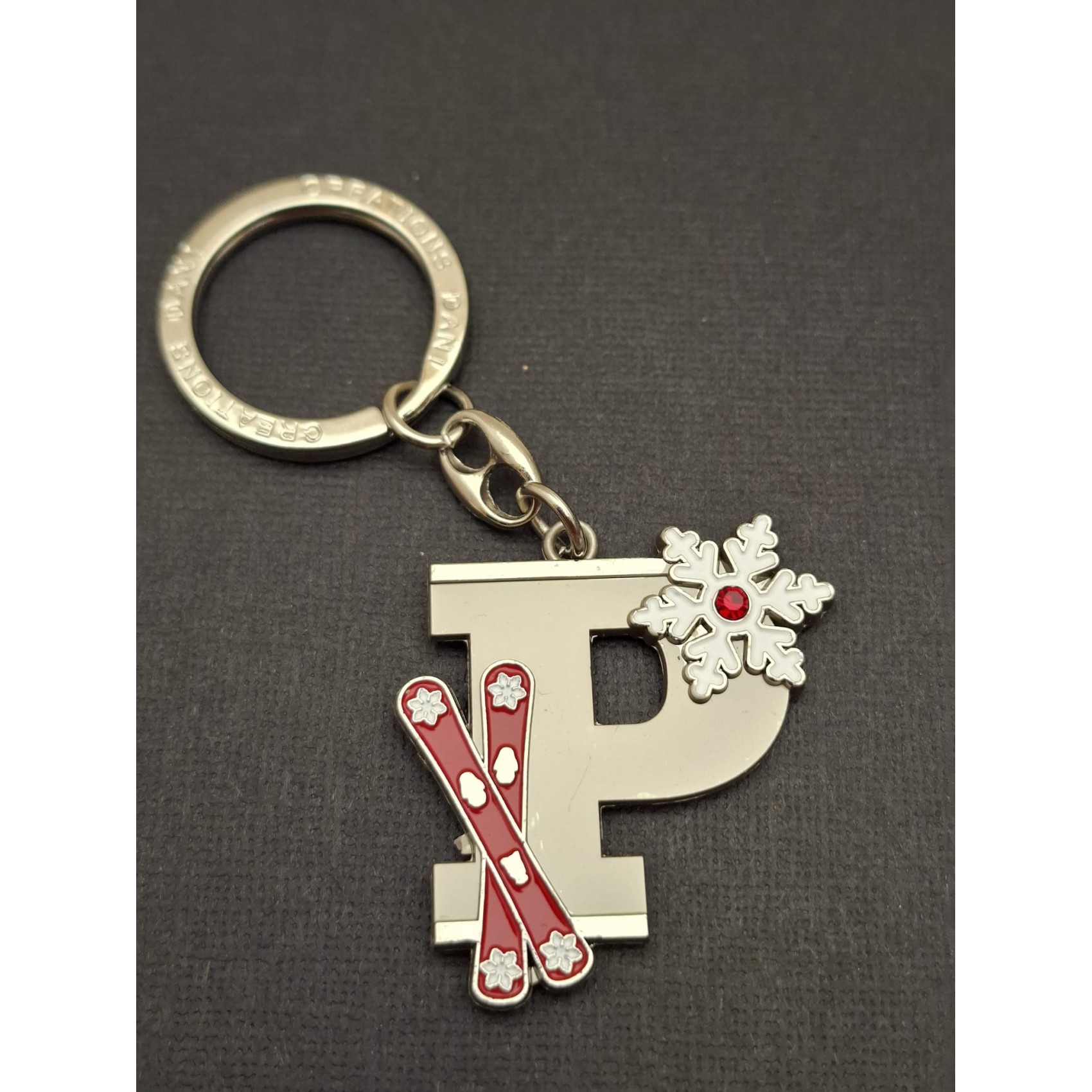 Atslēgu piekariņš