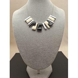 Kaklarota  ( emalja )