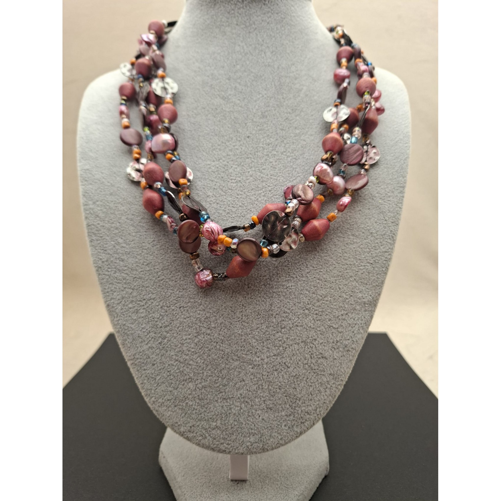 Kaklarota  ( perlamutrs )