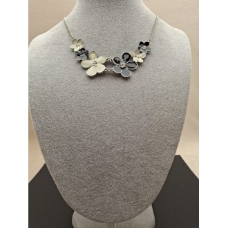 Kaklarota  ( emalja )