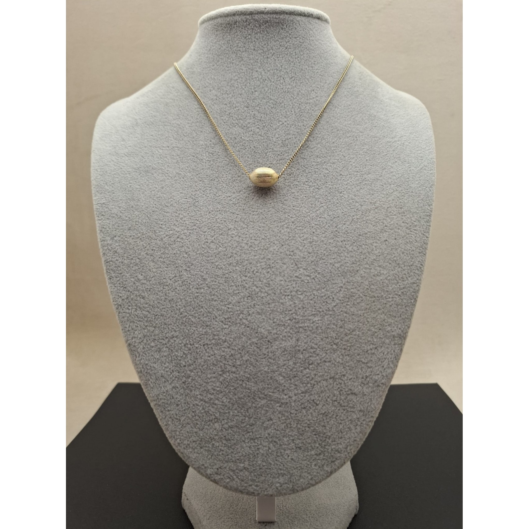 Vintage kaklarota  SARAH COVENTRI