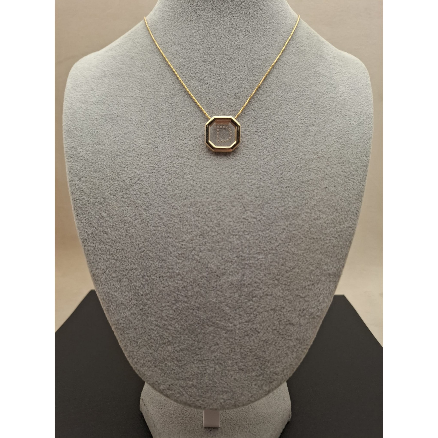 Vintage kaklarota AVON