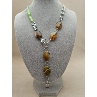 Kaklarota ( dabīgie akmeņi )