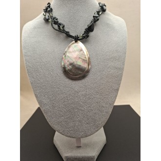 Kaklarota ( dabīgie akmeņi )