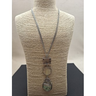 Kaklarota  ( perlamutrs )