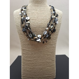 Kaklarota  ( perlamutrs )