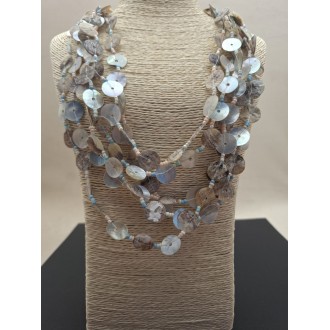 Kaklarota  ( perlamutrs )