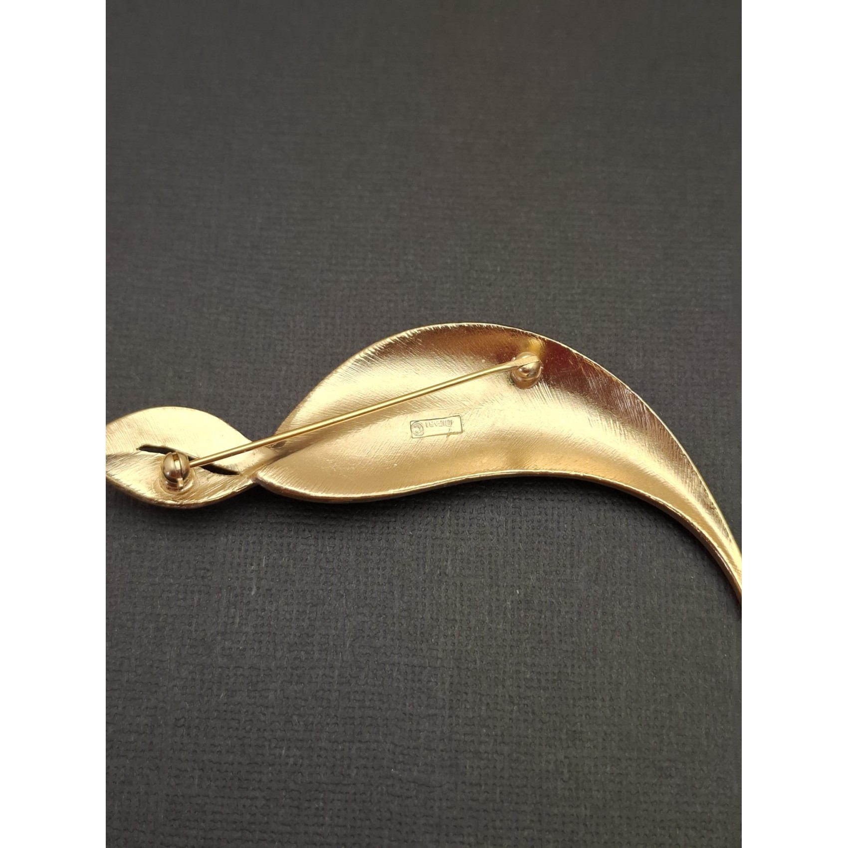 Vintage broša  TRIFARI