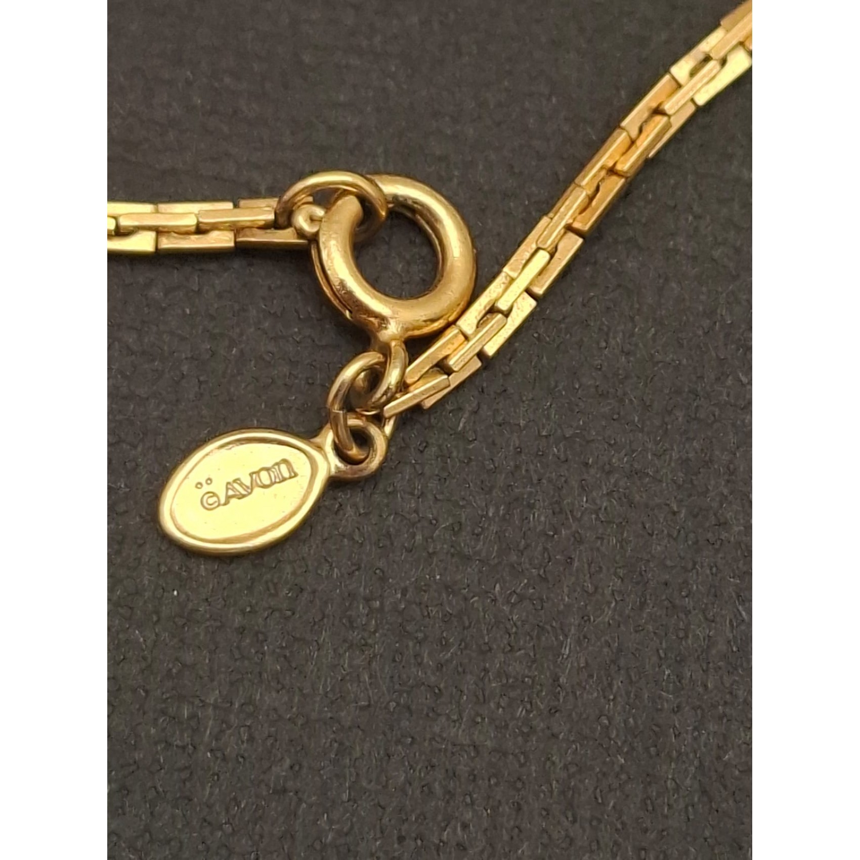 Vintage kaklarota AVON