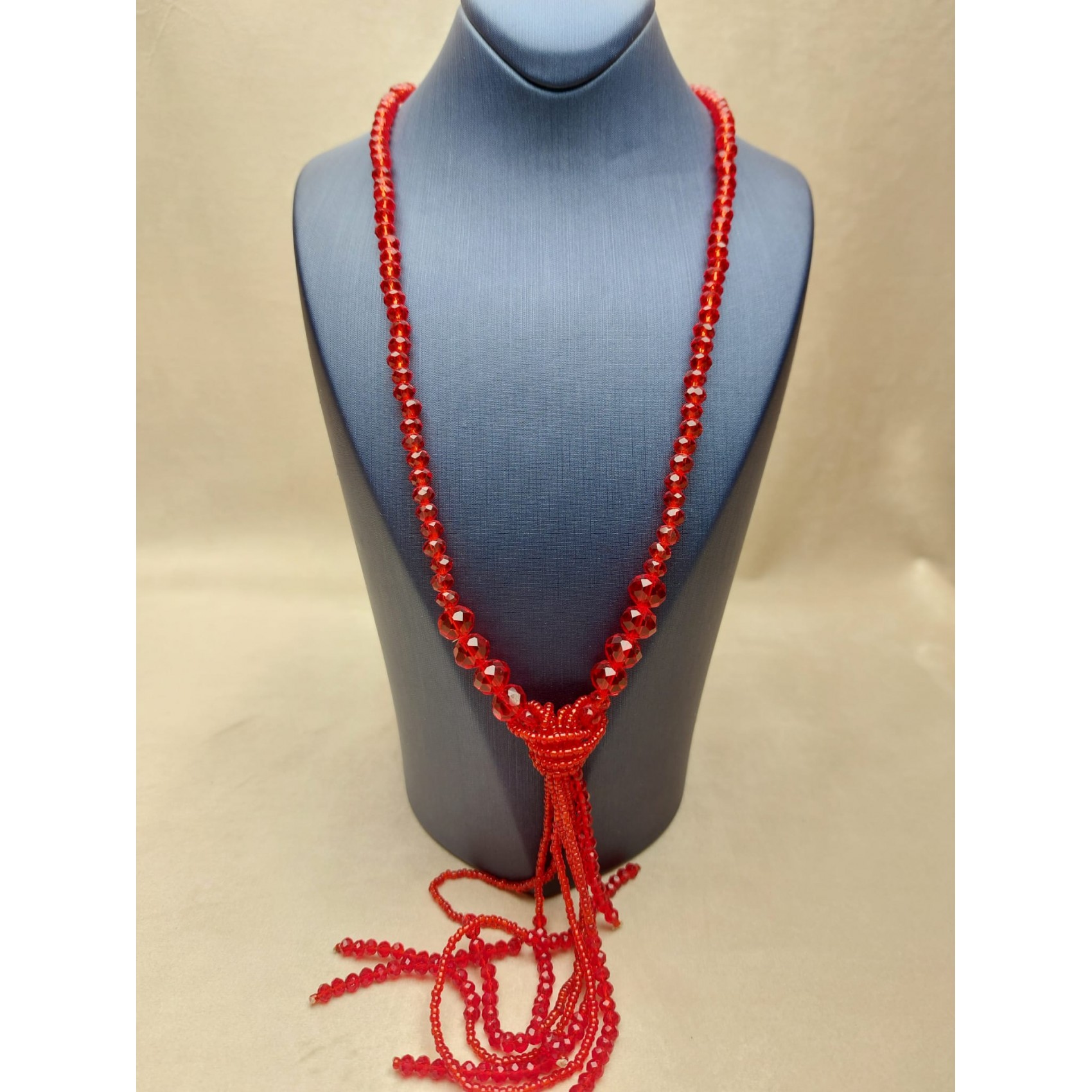 Kaklarota ( kristāli )