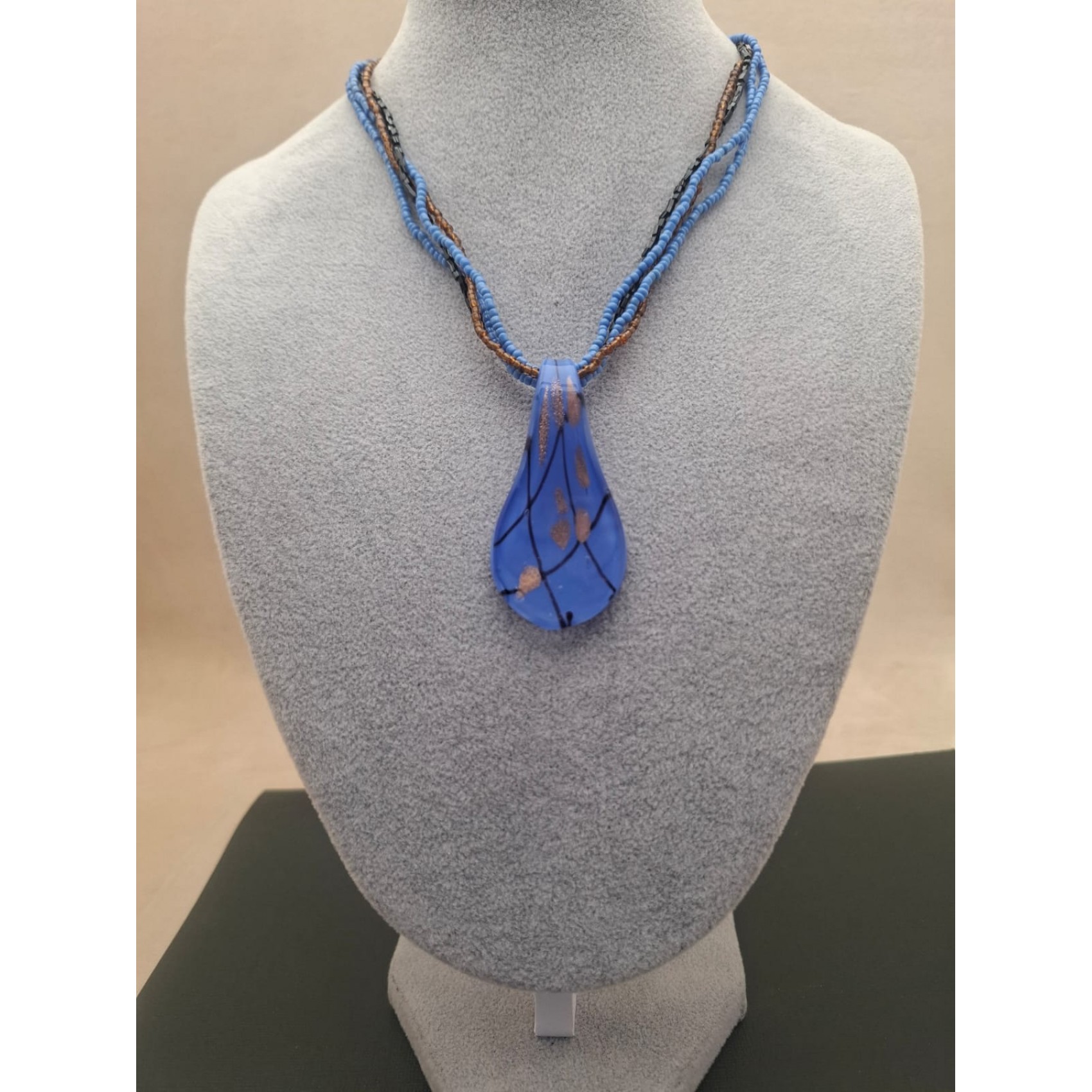 Kaklarota ( stikls )