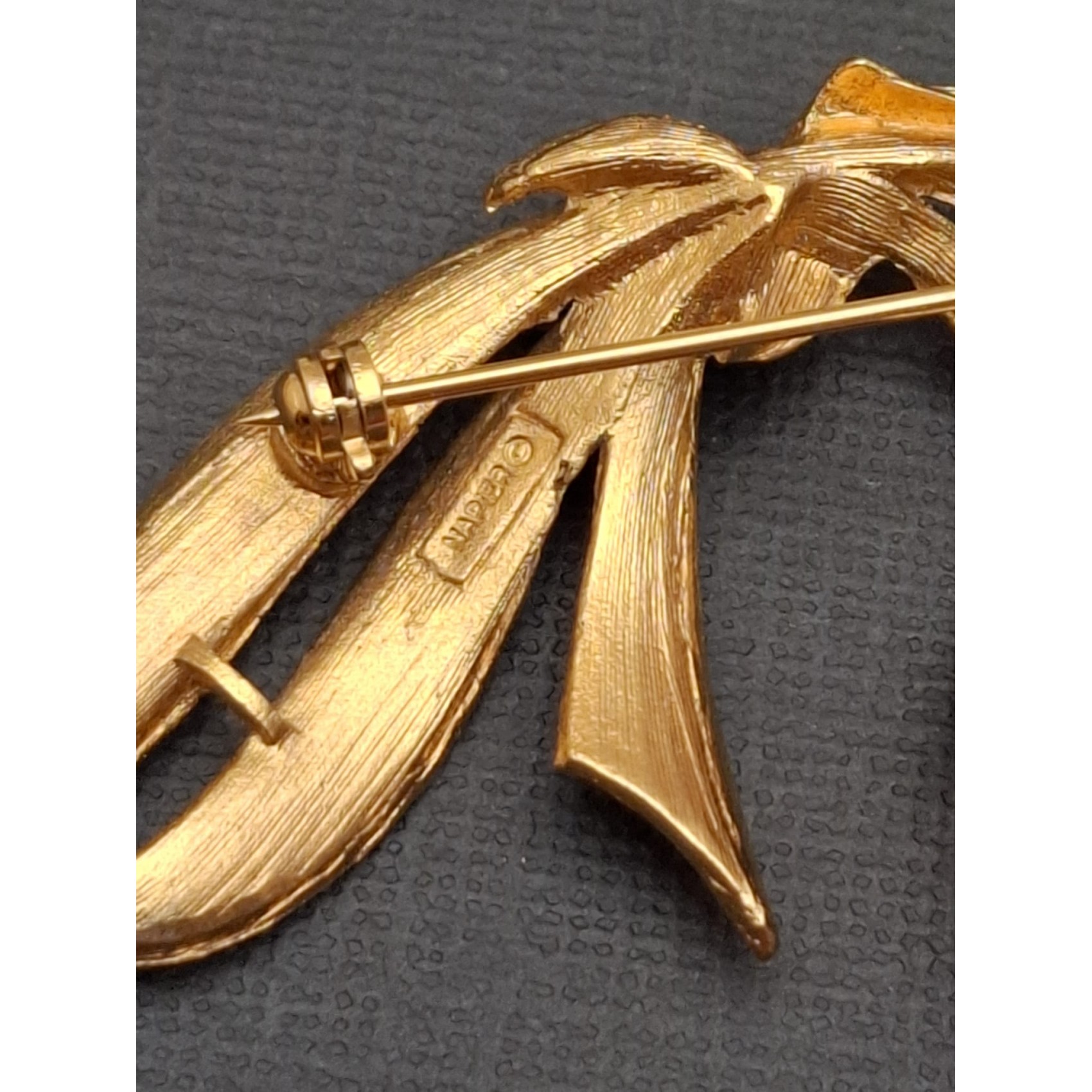 Vintage broša  NAPIER