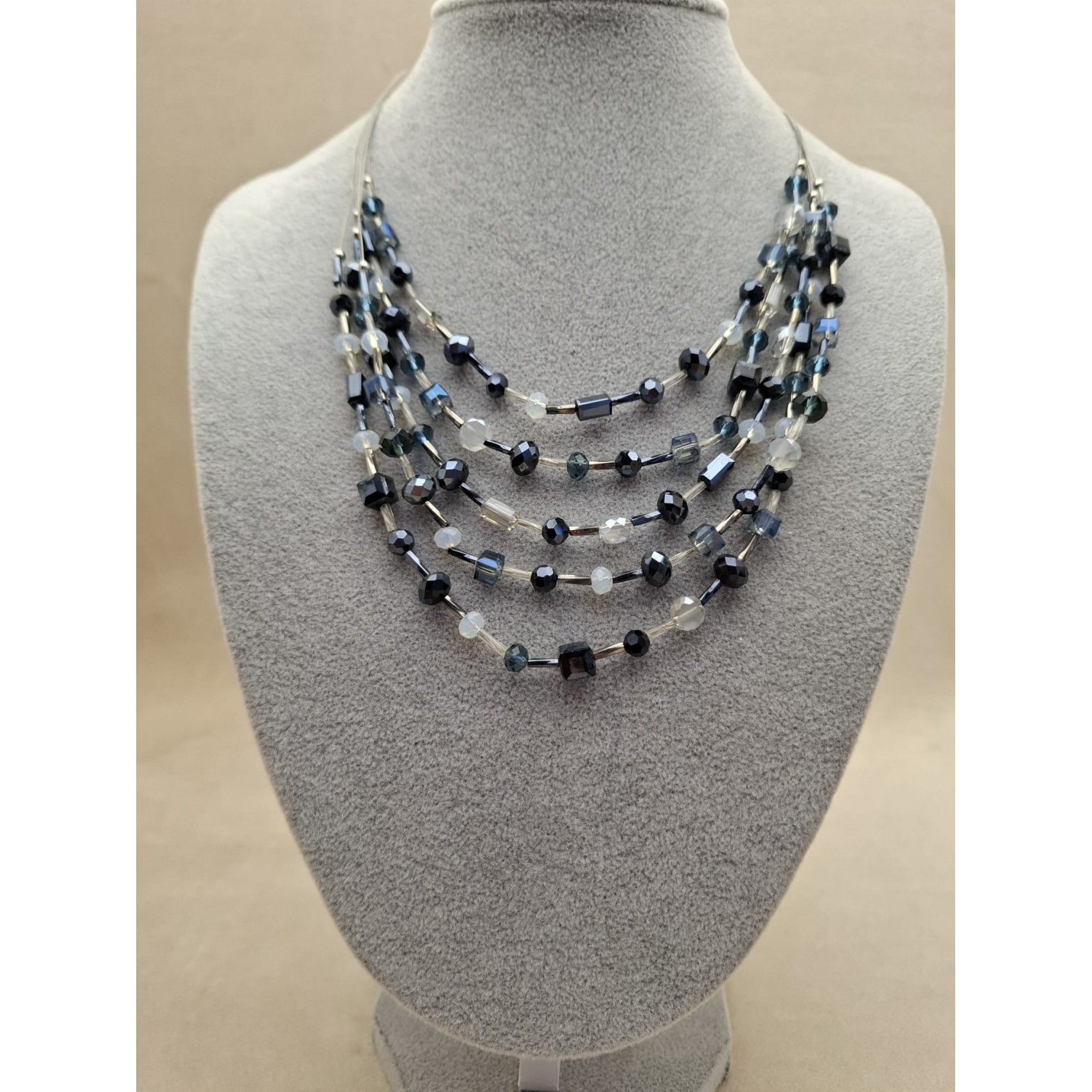 Kaklarota  ( kristali )