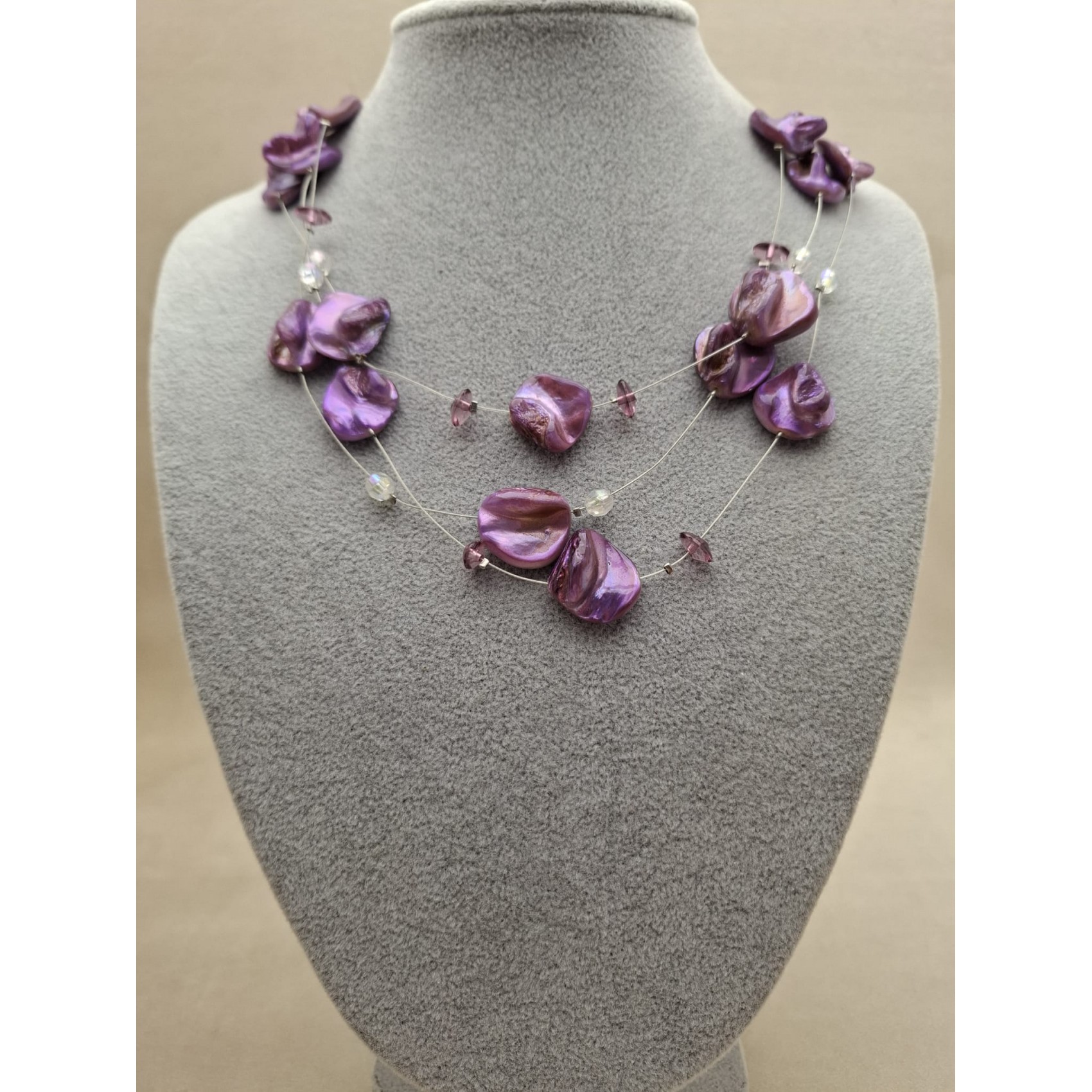 Kaklarota  ( perlamutrs )