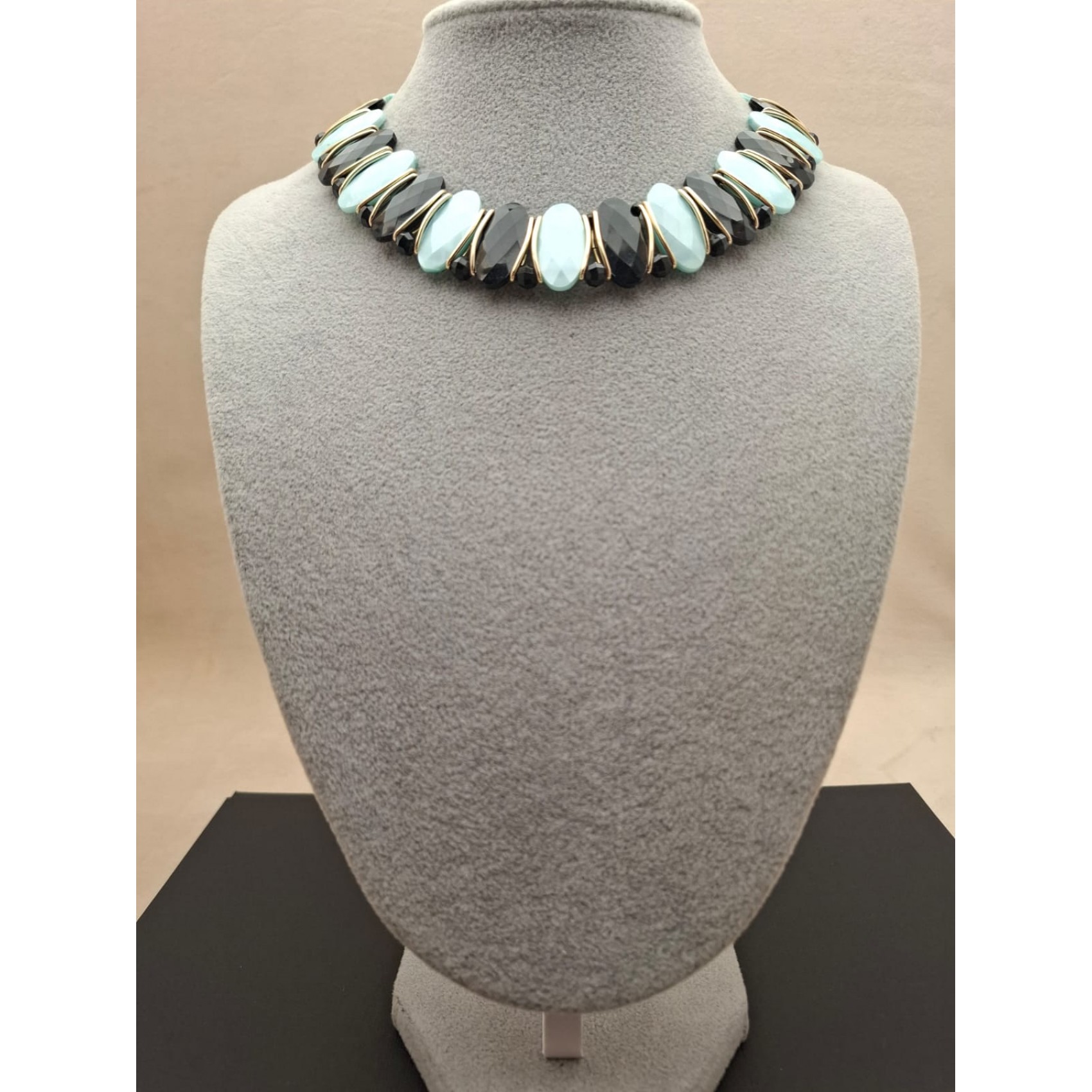 Vintage kaklarota GERMANI