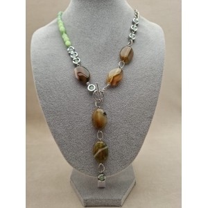 Kaklarota ( dabīgie akmeņi )