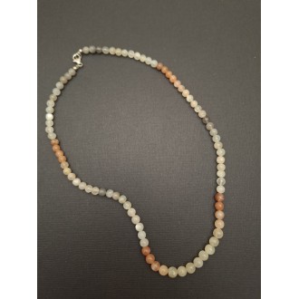 Kaklarota ( dabīgie akmeņi )