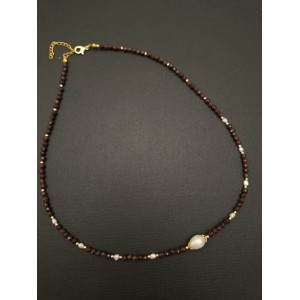 Kaklarota ( dabīgie akmeņi )