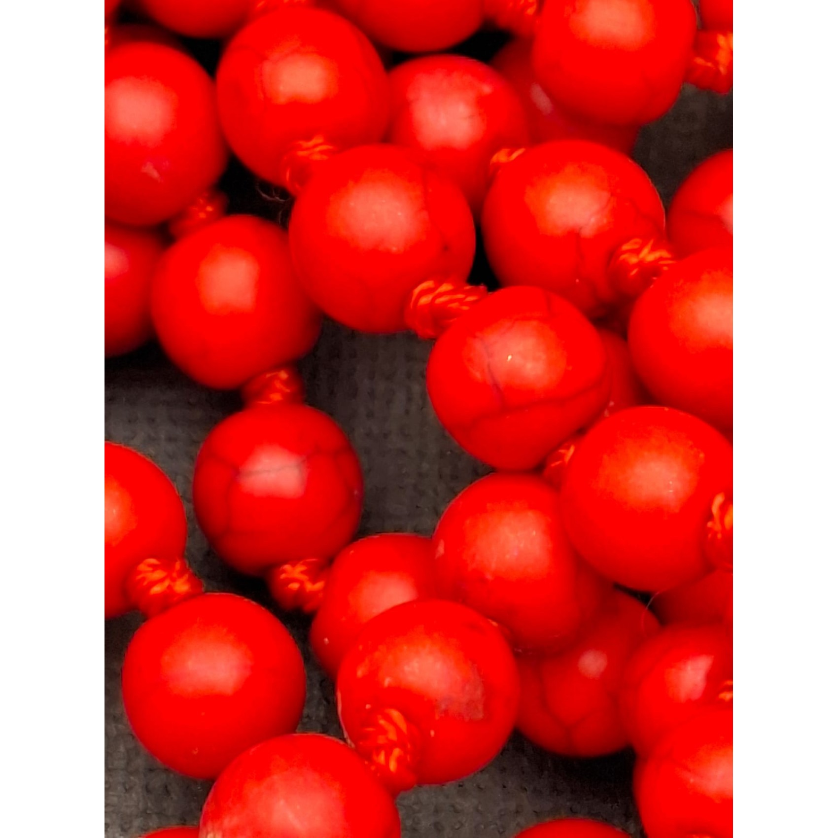 Kaklarota ( dabīgie akmeņi )