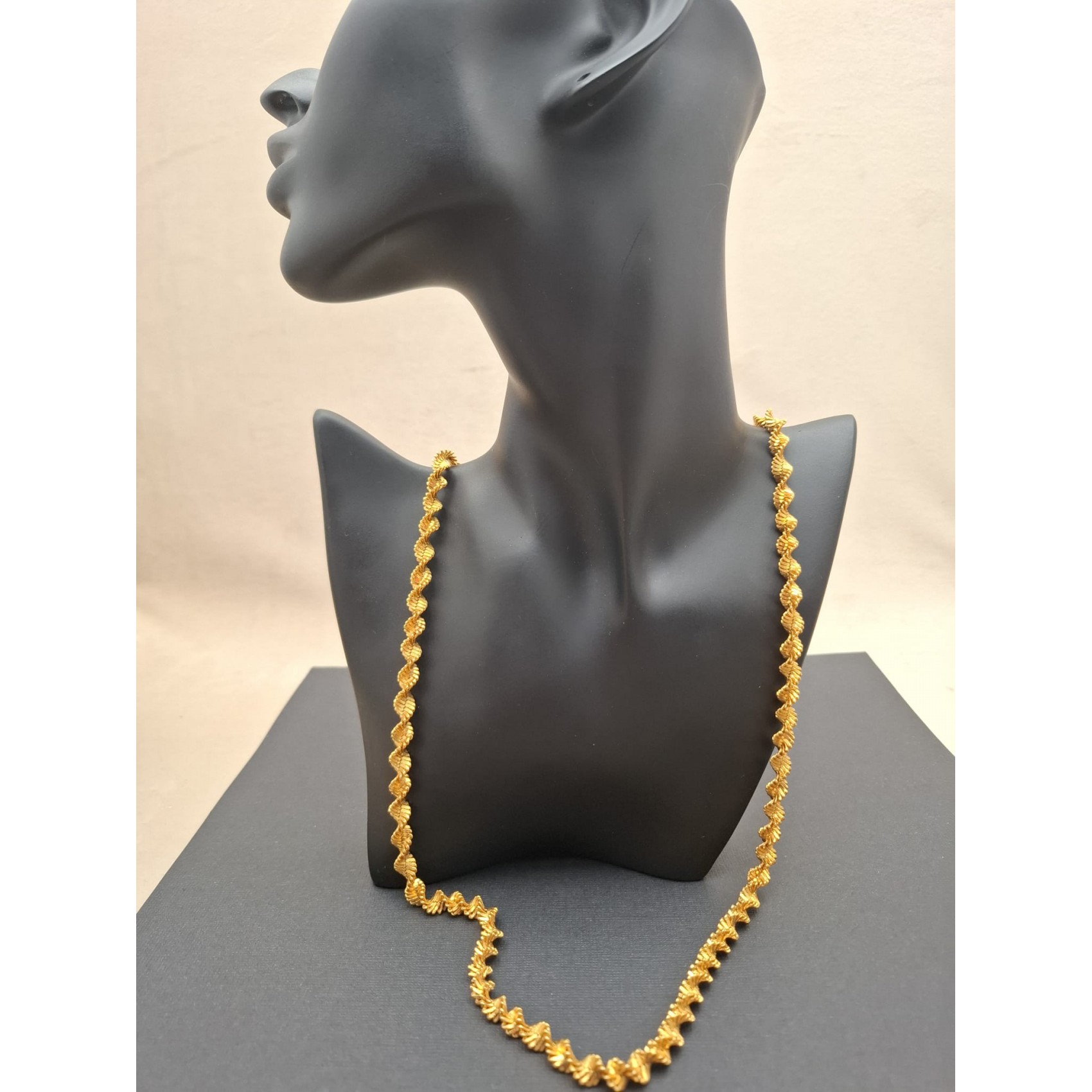 Vintage kaklarota  PREMIER DESING